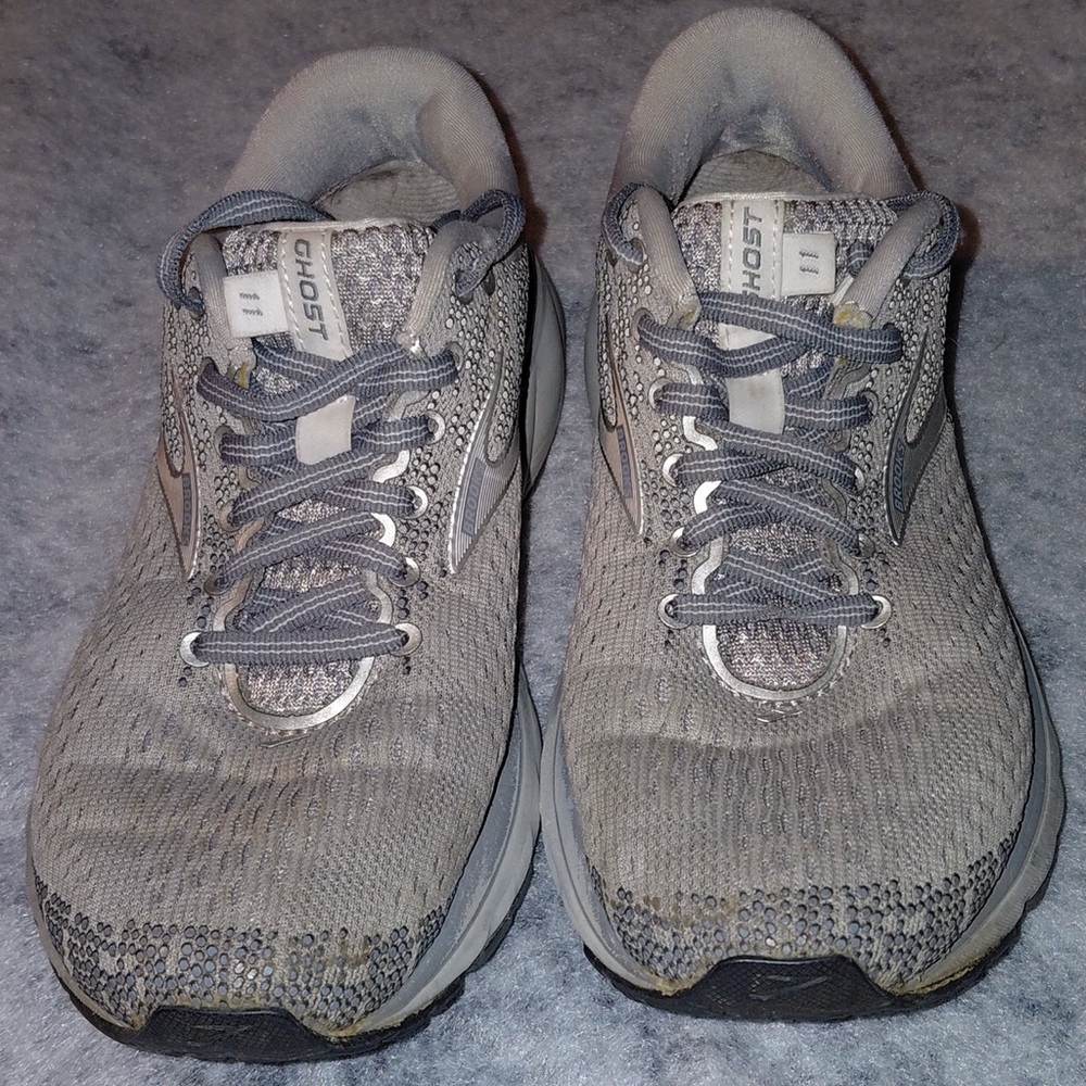 Brooks Ghost 11 Running Shoes Gray Women’s Size 6